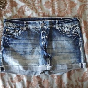 Size 32 Vanity jean shorts
